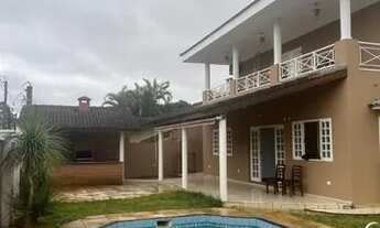 Imagem 7: Casa alto pardrão bolsão de interlagos 3 suites 4 vagas de garagem locação