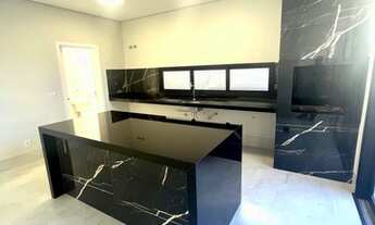 Imagem 4: Térrea de 3 suítes e escritório no Florais do Valle