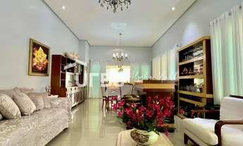 Imagem 7: Casa de condomínio para venda tem 230 metros quadrados com 4 quartos