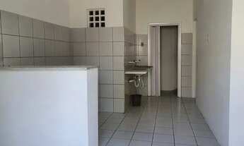 Imagem 3: Casa com 1 dormitório para alugar, 36 m² por R$ 610,72/mês - Centro - Fortaleza/CE