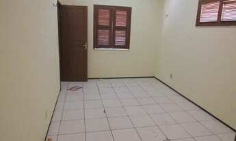 Imagem 6: Excelente casa com 3 quartos sendo 1 suíte, 2 wcs social, sala, cozinha, área de serviço