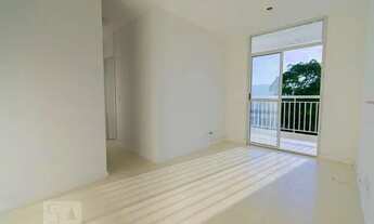 Imagem 2: Apartamento para Aluguel - Freguesia , 2 Quartos, 49 m2