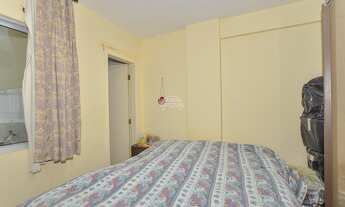 Imagem 2: Apartamento para venda possui 32 metros quadrados com 1 quarto em Portão - Curitiba - PR