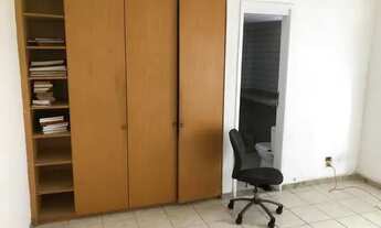 Imagem 4: Apartamento para aluguel possui 190 metros quadrados com 4 quartos em Boa Viagem - Recife