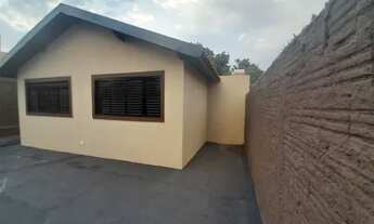 Imagem 3: Casa Linda Recém Reformada c/2 Dorm. = Locação