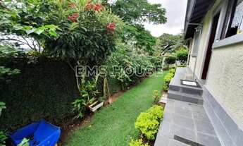 Imagem 2: Casa para Locação em Cotia, Granja Viana, 3 dormitórios, 2 suítes, 3 banheiros, 4 vagas