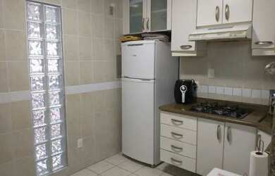 Imagem 9: Apartamento 2 Dormitórios Mobiliado e Decorado Para Locação Anual no/Centro de Balneário C