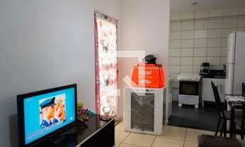 Imagem 3: Apartamento para Aluguel - Cabral, 2 Quartos, 47 m2