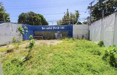 Imagem 3: NÃO PERCA! Casa comercial com 3 quartos sendo 1 suíte, wc social, sala, amplo espaço para