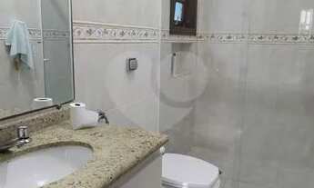 Imagem 4: Casa com 3 suítes no condomínio Alpes da Cantareira