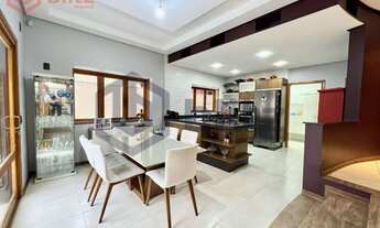 Imagem: Casa com 3 dorms, 1 sendo suite no bairro