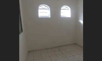 Imagem 4: Locação de Casa "Térrea" com 150m², 3 dorms, 2 vagas cobertas na rua Coriolano