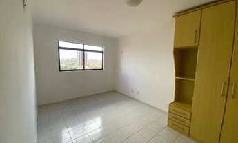 Imagem 7: Vendo Apartamento com Varanda e 03 Quartos no Colinas do Mirante 2