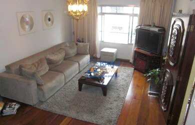 Imagem 2: Sobrado com 256 m², sendo 3 quartos (1 suíte) e 4 vagas, à venda por R$ 896.000 - Chora Me