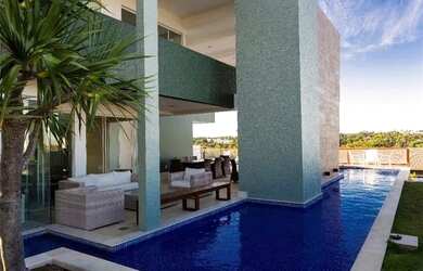 Imagem 3: Casa de ALTO PRADRAO em condomínio com 4 dormitórios à venda, 600 m²