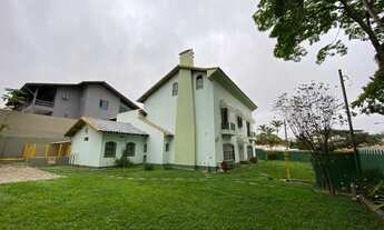 Imagem 1: Casa em estilo colonial no coração da Vila Oliveira