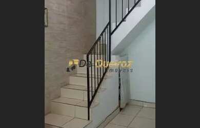 Imagem 6: DE QUEIROZ. CASA COM ESPAÇO ACONCHEGANTE EM BAIRRO TRANQUILO!