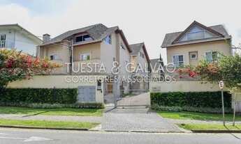 Imagem: Excelente sobrado à venda, contendo 3 quartos