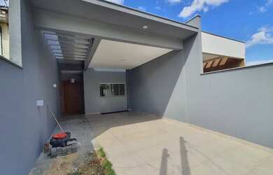 Imagem 3: Sobrado com 3 dormitórios para alugar, 170 m² por R$ 1.990,00/mês - Millenium - Ibiporã/PR