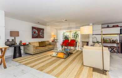 Imagem 2: Apartamento Triplex à Venda no Real Parque