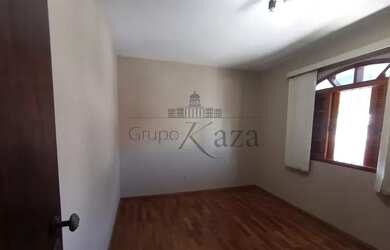 Imagem 6: Jacarei - Casa Padrão - Parque Brasil