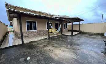 Imagem: Linda casa com três quartos em Unamar