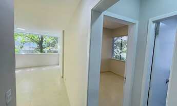 Imagem 3: Apartamento para venda tem 70 metros quadrados com 2 quartos em Copacabana - Rio de Janeir