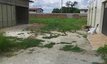 Imagem 4: Terreno prive em aldeia