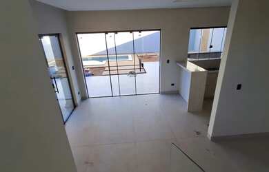 Imagem 7: Sobrado para venda tem 147 metros quadrados com 3 quartos em Bairro Seminário - Campo Gran