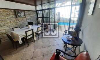 Imagem 4: PECHINCHA JACAREPAGUÁ VISITE HOJE CASA 4 QUARTOS 1 PISCINA CHURRASQUEIRA 2 VAGAS