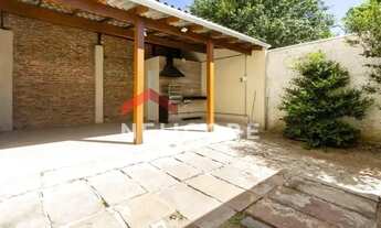 Imagem: Casa em Rua Doutor Pereira Neto - Tristeza