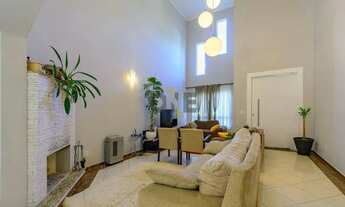 Imagem 7: Casa à Venda no Paisage Clair - 3 Suítes, Condomínio Fechado, Segurança e Conforto em Varg