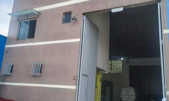 Imagem: Aluga se Galpão em frente ao Centro Comercial