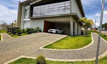 Imagem: Alugo sobrado grand trianon