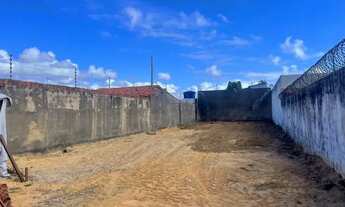 Imagem 3: Oportunidade Estratégica no Barramar: Terreno de 350m² a 200m da Praia