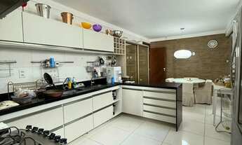 Imagem 4: SN Casa com 5 dormitórios