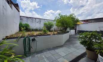 Imagem: Casa c/5 qtos, 4 vgs, Bairro Tiradentes