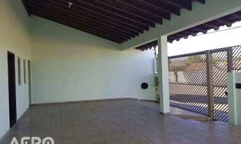 Imagem: Casa com 3 dormitórios no Santa Luzia