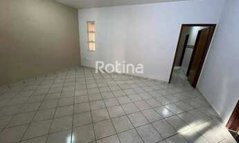 Imagem 4: Casa para alugar, 3 quartos, Jardim Patrícia - Uberlândia/MG - Rotina Imobiliária