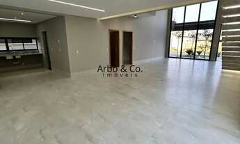 Imagem 6: Sobrado Alto Padrão no Portal do Sol Green com 4 Suítes e Piscina