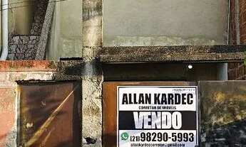 Imagem: Vendo casa tríplex, 02 quartos com terraço