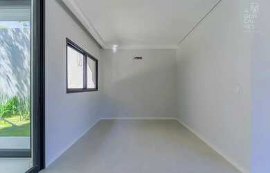 Imagem 7: Casa em Condominio no Bosque Tramontin, 03 Suítes, 04 Vagas, Amplo Jardim, Mossunguê, Curi