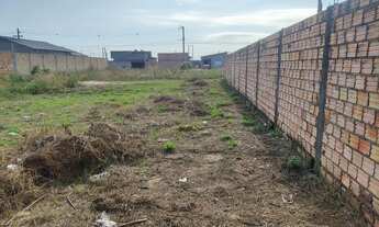 Imagem 3: Vendo terreno no bairro Manaíra, terreno fica na avenida cajueiro
