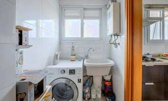 Imagem 7: Imóvel para venda possui 86 metros quadrados com 3 quartos em Menino Deus - Porto Alegre