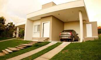 Imagem: Casa de luxo em condomínio na Estância