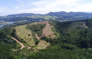 Imagem 3: Terrenos de 20.000 m² Com Vista Para a Represa de Piracaia