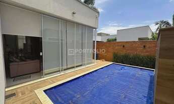 Imagem 5: Imóvel para venda tem 215 metros quadrados com 3 quartos em Fazenda Vau das Pombas - Goiân