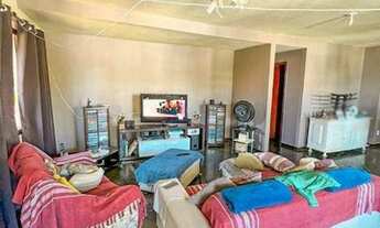 Imagem 4: Casa para Venda em Niterói, Camboinhas, 4 dormitórios, 2 suítes, 3 banheiros, 4 vagas