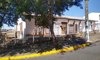 Imagem 3: Casa para venda com 228 metros quadrados com 3 quartos no Jardim Europa - Bragança Paulist