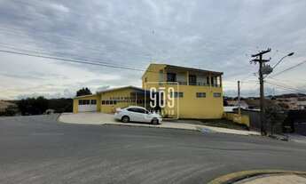 Imagem 3: Sobrado com 3 dormitórios à venda, 387 m² por R$ 830.000 - Vila Rivabem - Campo Largo/PR